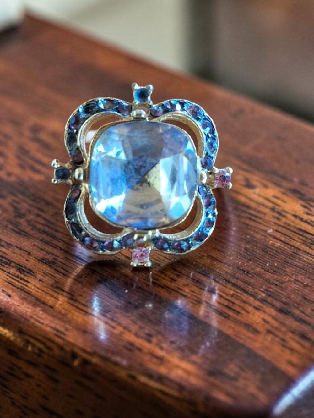 Vintage Earring- MISSING 2 STONES!